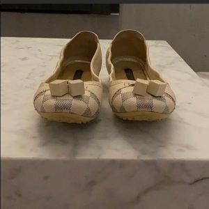 Ebene louis vuitton flats